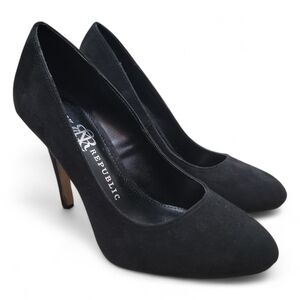 Black Rock Republic Black Suede Pointed-Toe Pumps Size 6